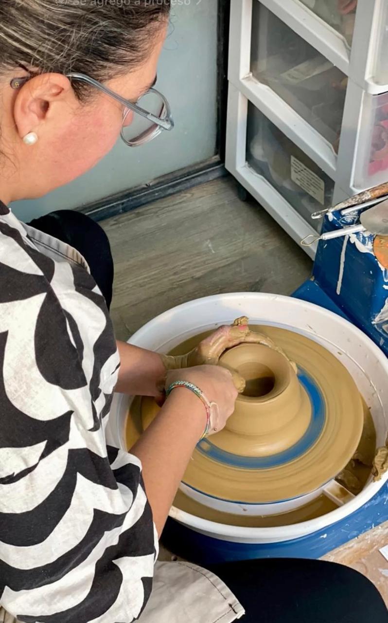 Leticia Espinosa-Marván, ceramista y fundadora de Letija Ceramics